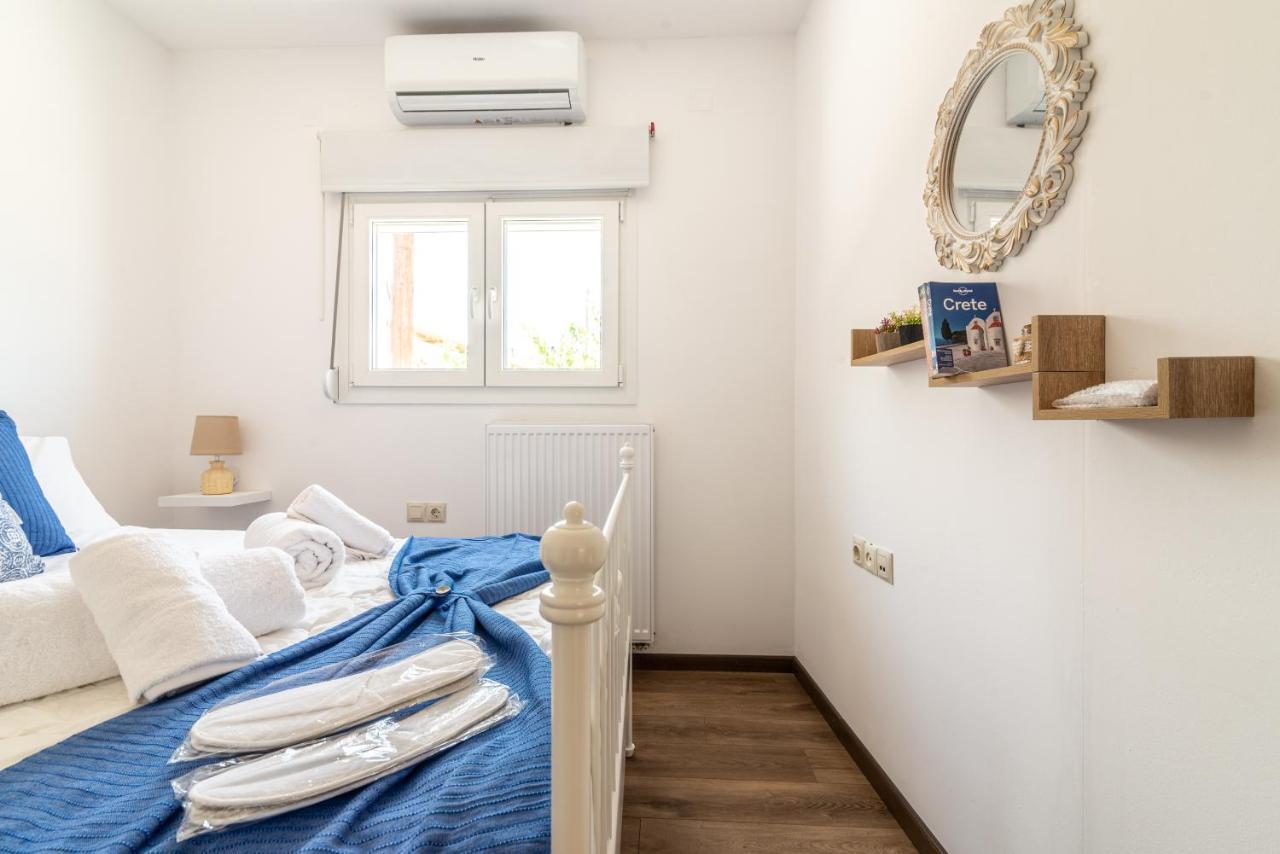 Sophia'S Comfortable Home With A Private Backyard Gazi Екстериор снимка